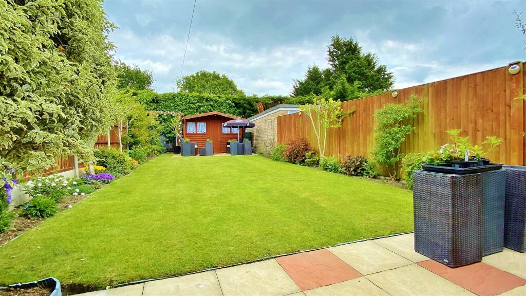 Additional property image - Vista Avenue, Kirby-Le-Soken