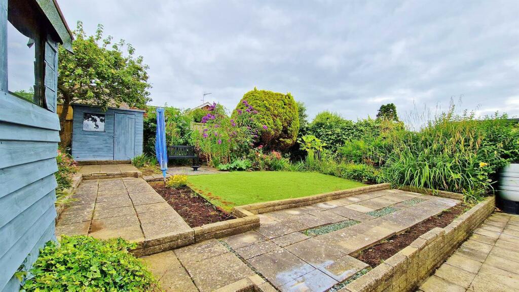 Additional property image - Walton Road, Walton-on-the-Naze