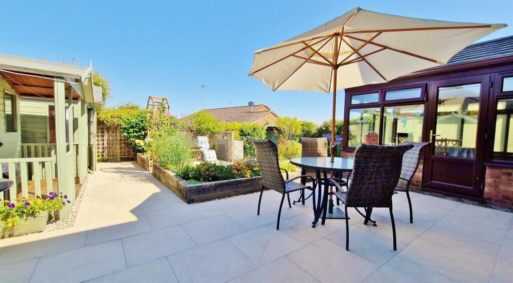 Additional property image - Thorns Way, Frinton Homelands