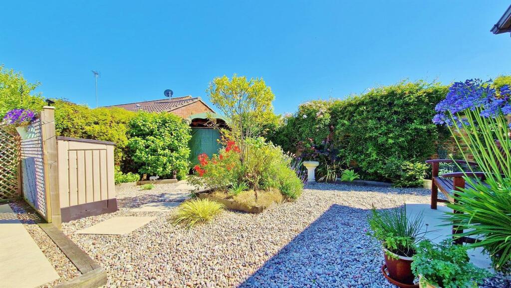 Additional property image - Thorns Way, Frinton Homelands