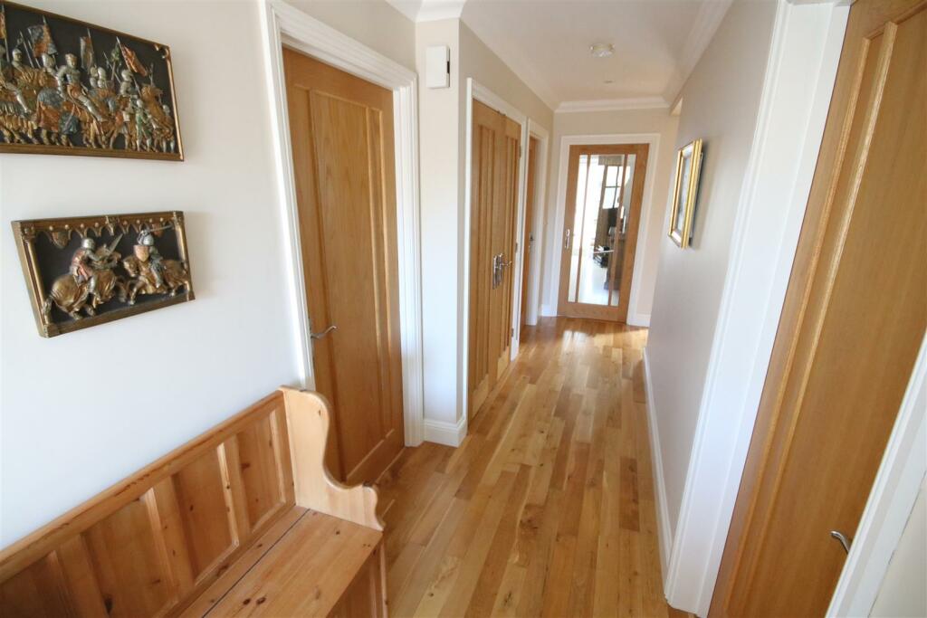 Additional property image - Frinton Road, Kirby Cross, Frinton-On-Sea