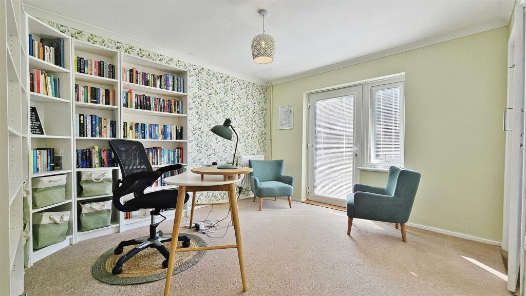Additional property image - Walton Road, Kirby-Le-Soken, Frinton-On-Sea