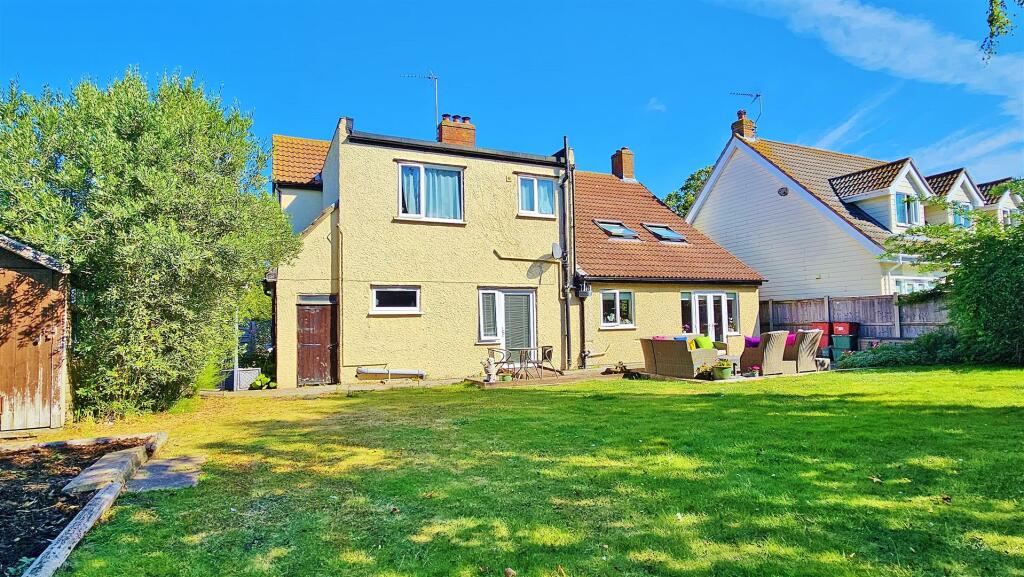 Additional property image - Walton Road, Kirby-Le-Soken, Frinton-On-Sea