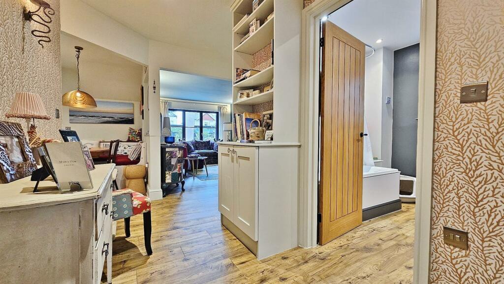 Additional property image - Harold Road, Frinton-On-Sea