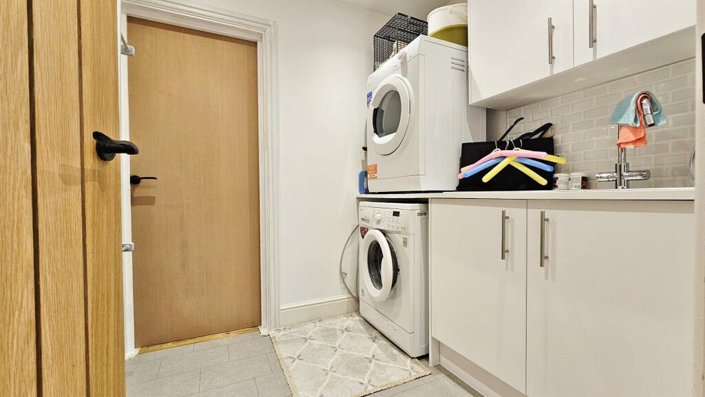 Additional property image - Harold Road, Frinton-On-Sea