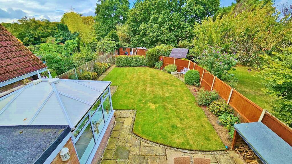 Additional property image - Briarfields, Kirby-Le-Soken