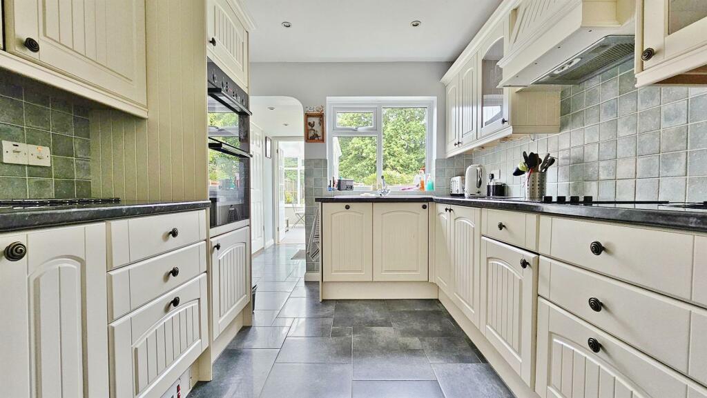Additional property image - Briarfields, Kirby-Le-Soken