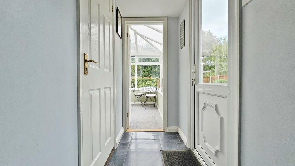 Additional property image - Briarfields, Kirby-Le-Soken