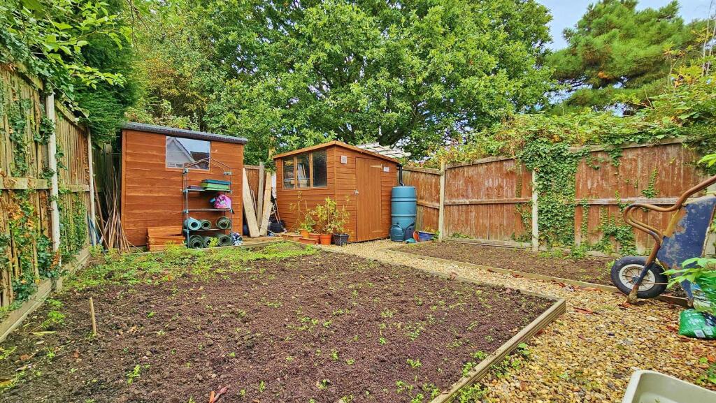 Additional property image - Briarfields, Kirby-Le-Soken