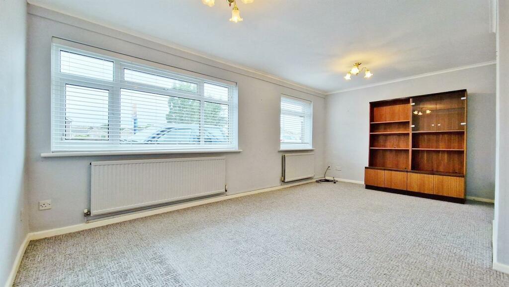 Additional property image - Garden Road, Frinton Homelands