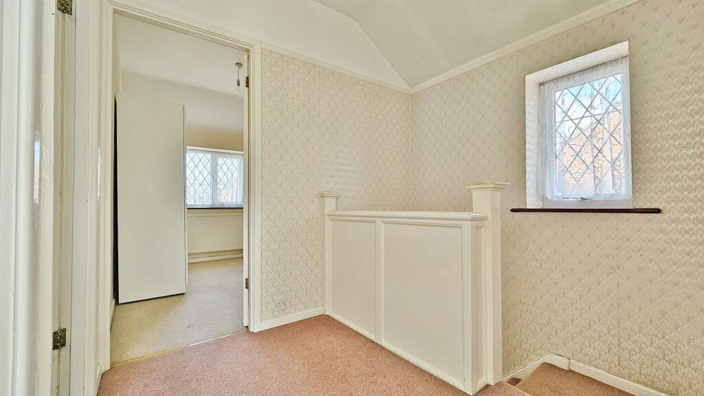 Additional property image - First Avenue, Walton On The Naze