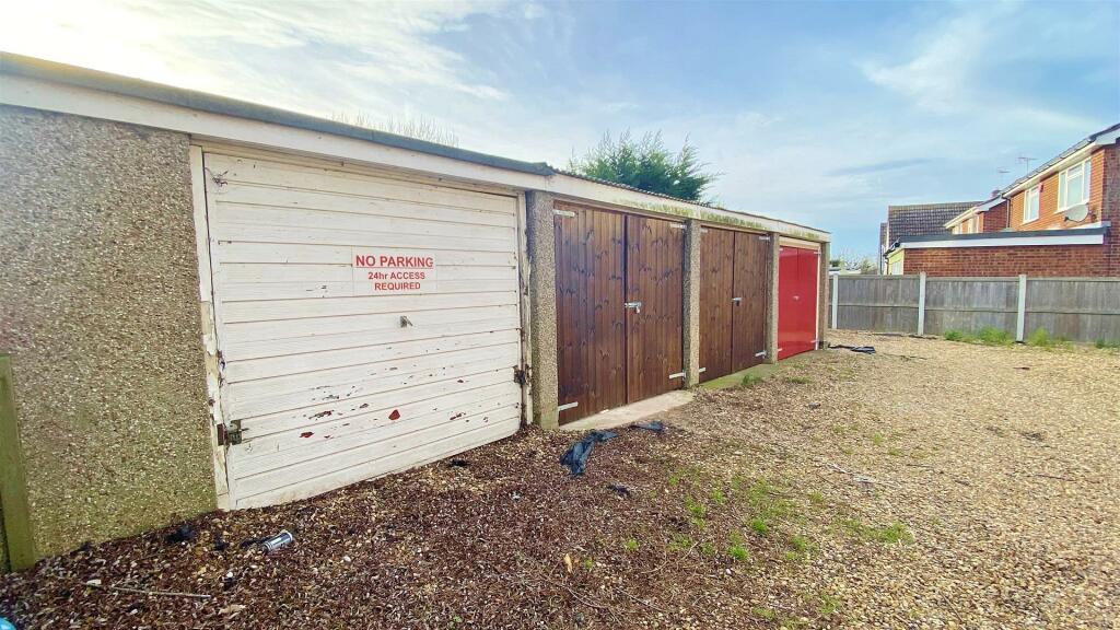Additional property image - Frinton Road, Kirby Cross