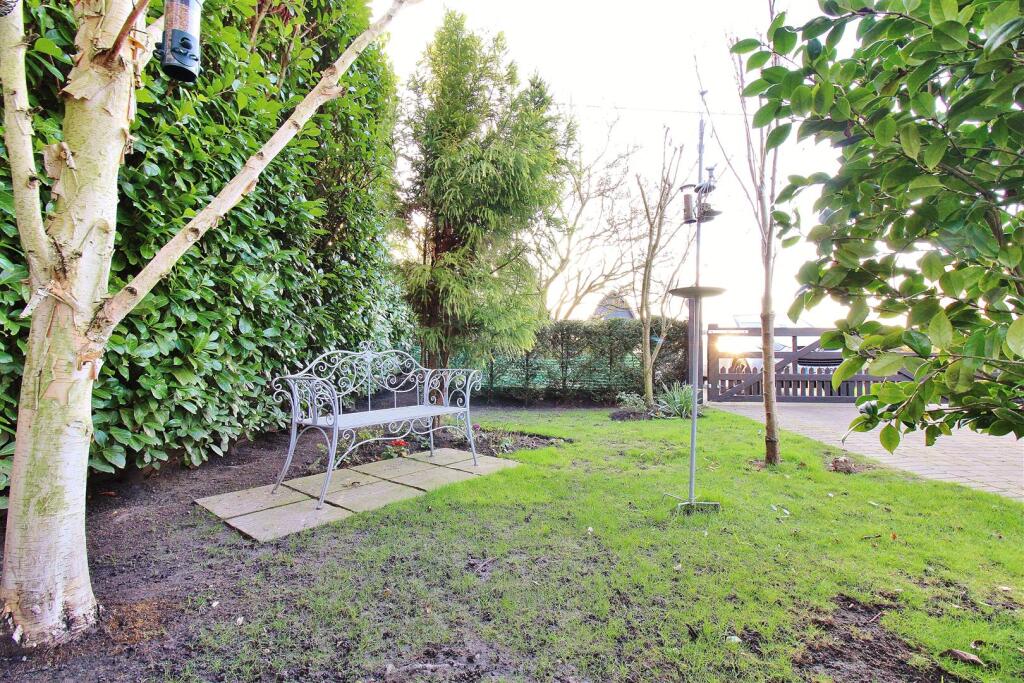 Additional property image - The Green, Tendring