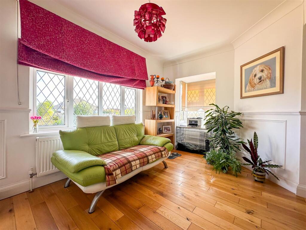 Additional property image - First Avenue, East Clacton, Essex