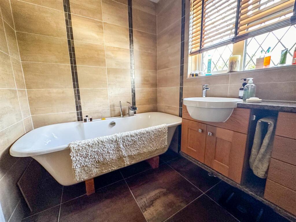 Additional property image - First Avenue, East Clacton, Essex