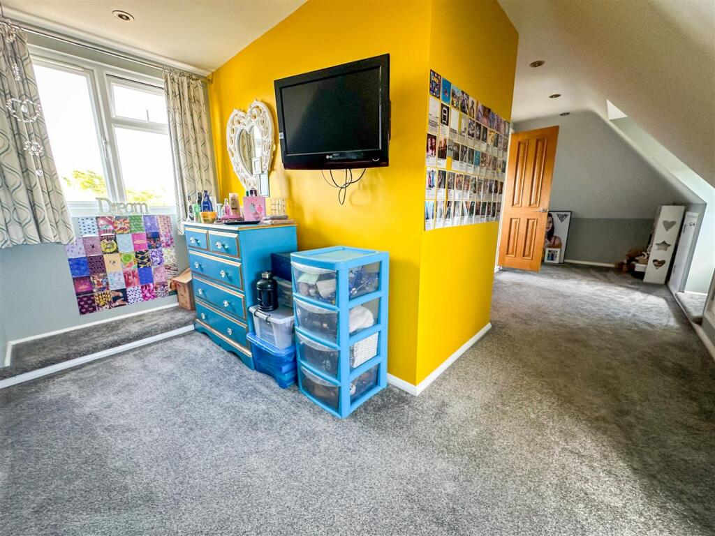 Additional property image - First Avenue, East Clacton, Essex