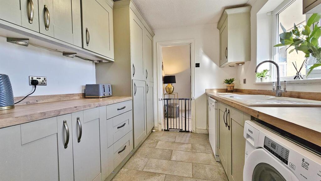 Additional property image - Bellamy Close, Kirby Cross