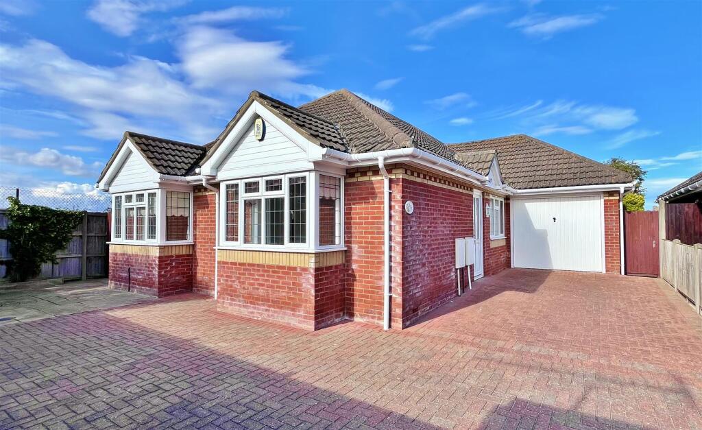 Main image of property: Walton Road, Frinton-On-Sea