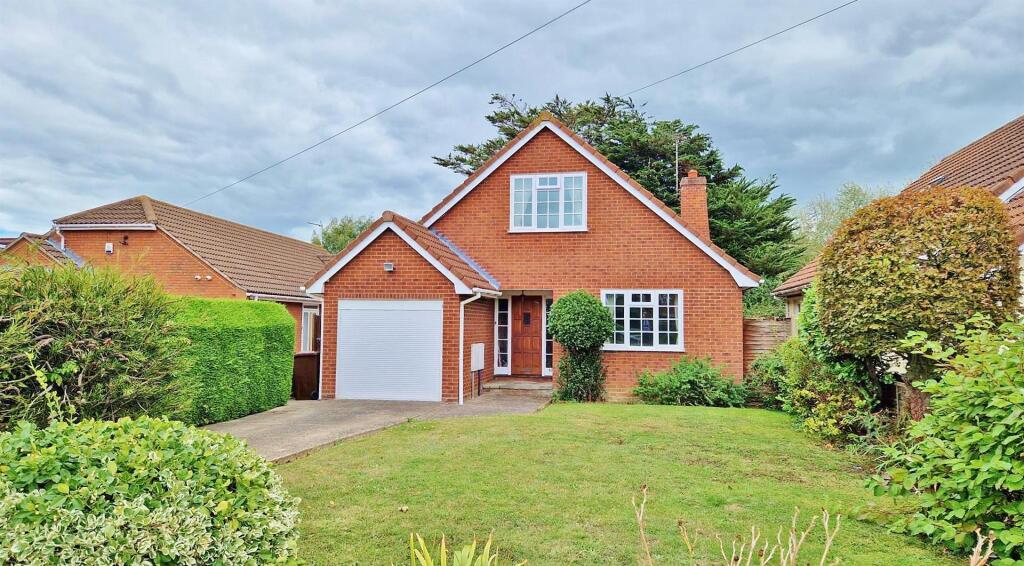 Main image of property: Elm Tree Avenue, Frinton-on-Sea