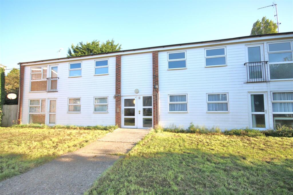 Main image of property: Pondtail Court, Kirby Cross, Frinton-On-Sea