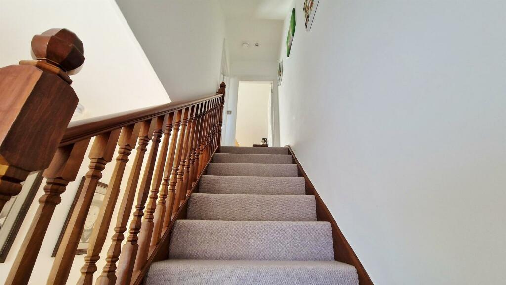 Additional property image - The Beach House, Green Lane, Walton On The Naze