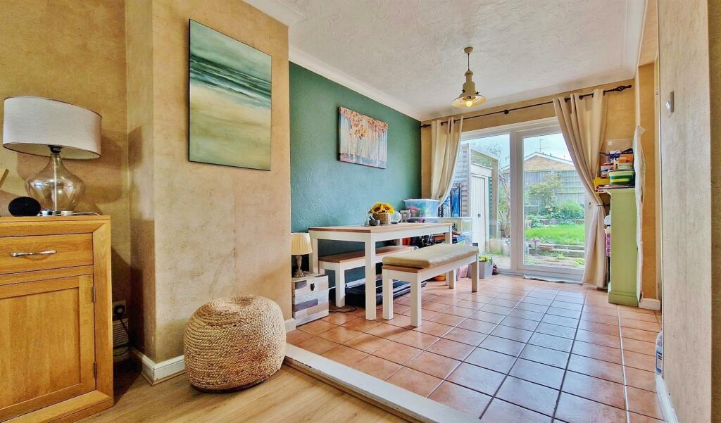 Additional property image - Pyesand, Kirby-le-Soken