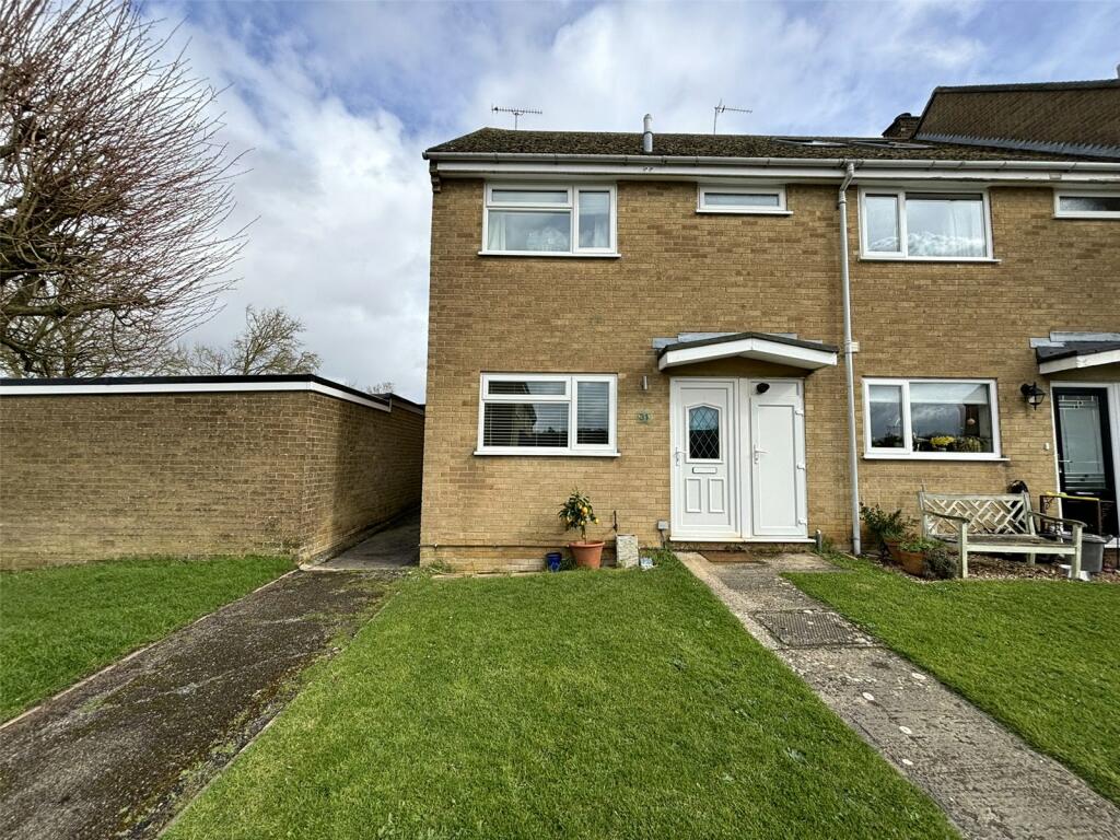 3 bedroom end of terrace house for sale in Knott Oaks, Combe, Witney