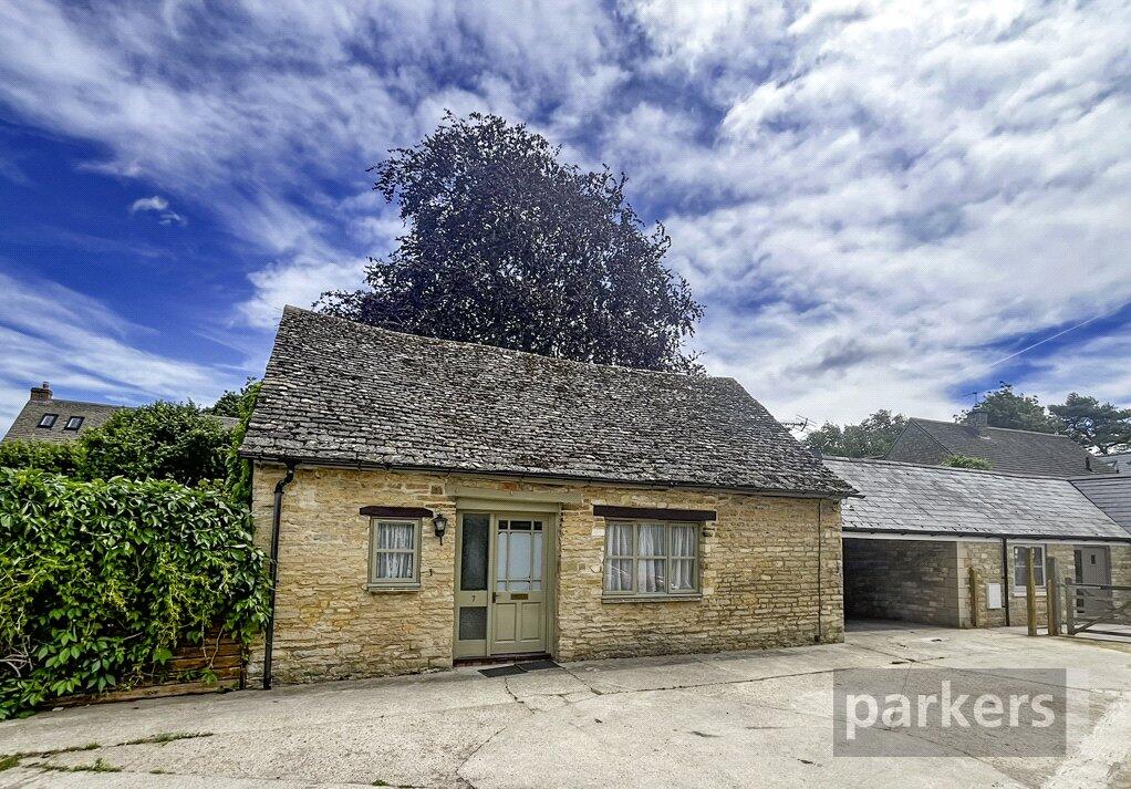 Main image of property: Duttons Courtyard, Cheyne Lane, Bampton, Oxfordshire, OX18