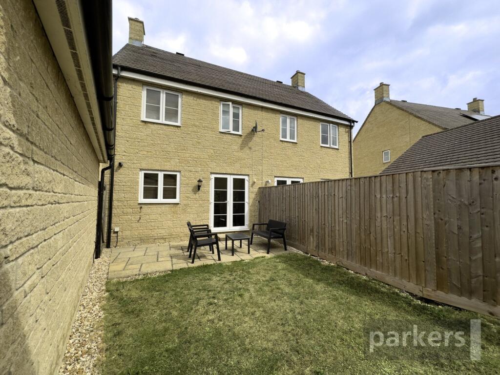 Main image of property: Oakdale Road, Witney, Oxfordshire, OX28