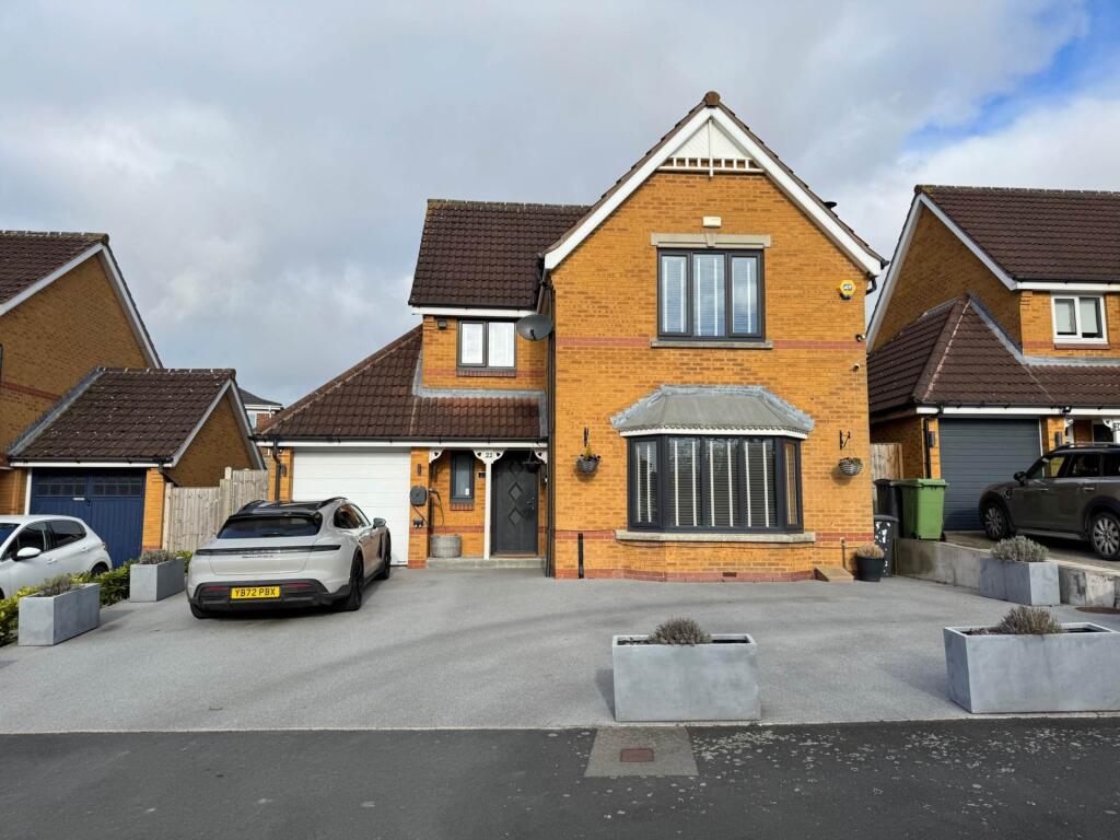 Main image of property: Turnberry Gardens, Tingley