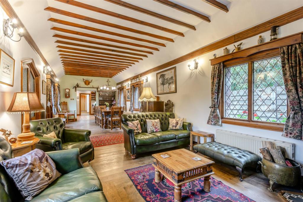 5 bedroom detached house for sale in Kerne Bridge, RossOnWye, HR9