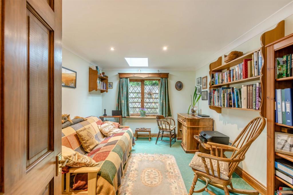 5 bedroom detached house for sale in Kerne Bridge, RossOnWye, HR9