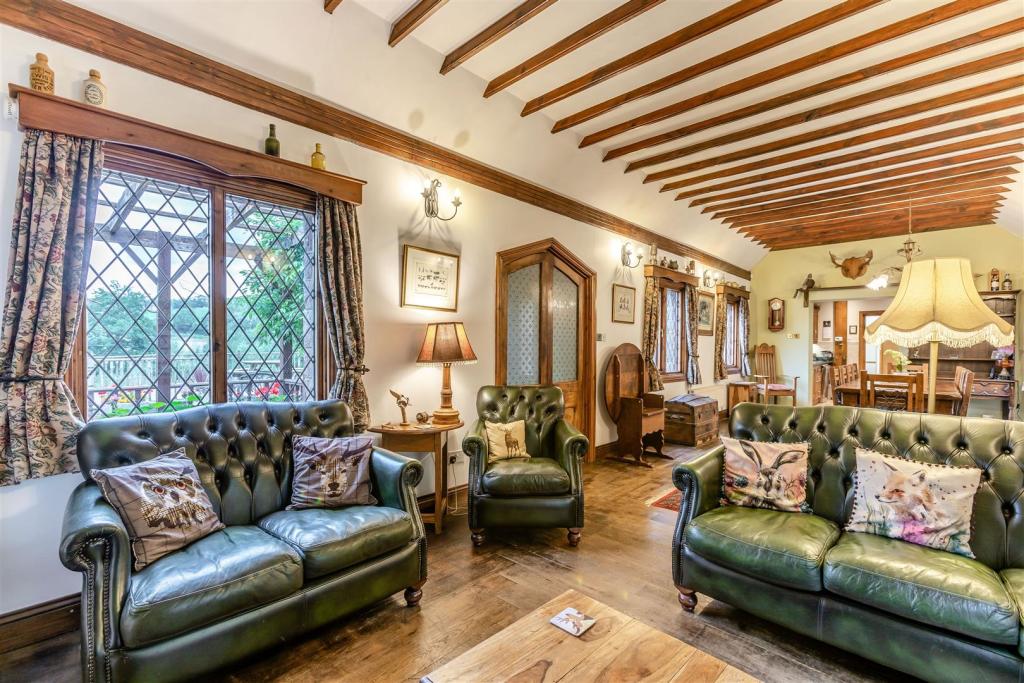 5 bedroom detached house for sale in Kerne Bridge, RossOnWye, HR9