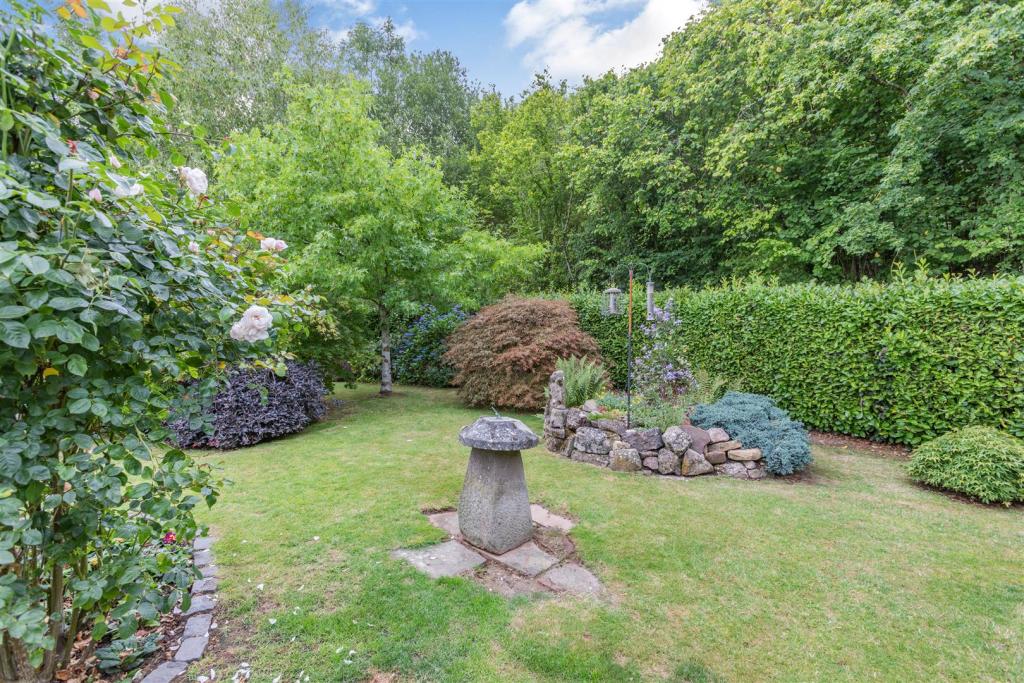 5 bedroom detached house for sale in Kerne Bridge, RossOnWye, HR9