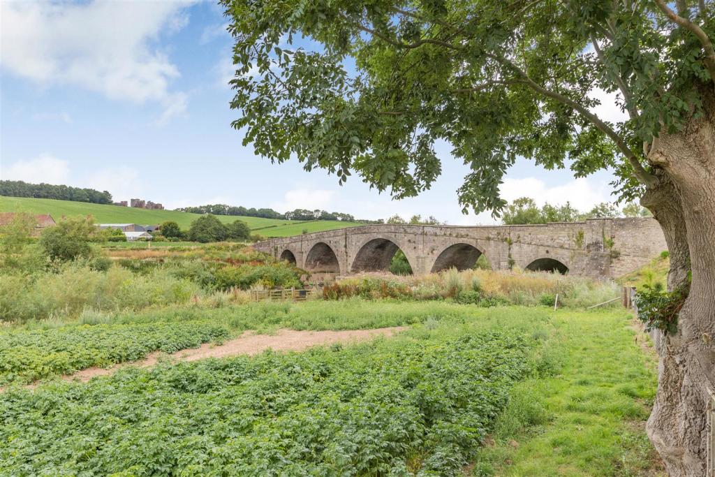 5 bedroom detached house for sale in Kerne Bridge, RossOnWye, HR9