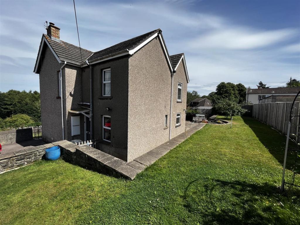 4 bedroom detached house for sale in Pastors Hill, Bream, Lydney, GL15