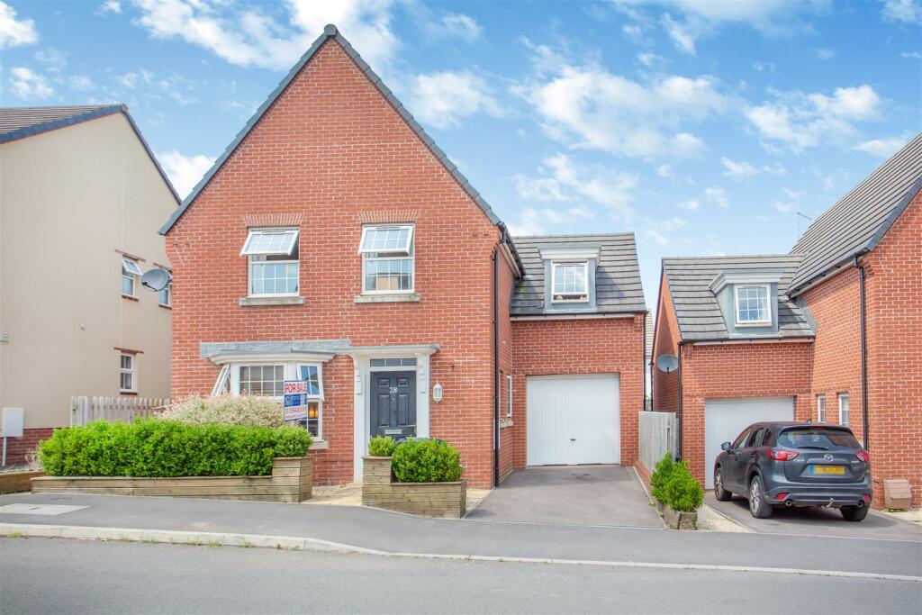 4 bedroom detached house for sale in Blakes Way, Coleford, GL16