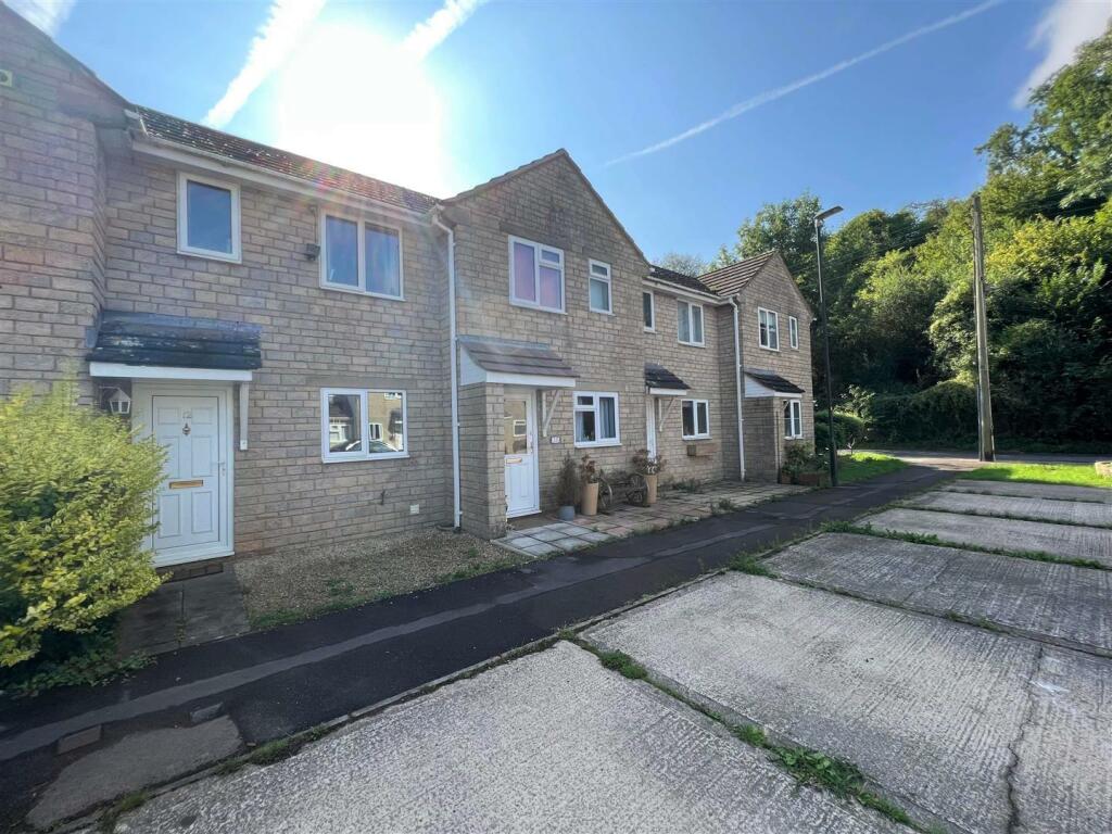 Main image of property: Lower Cross, Clearwell, Coleford