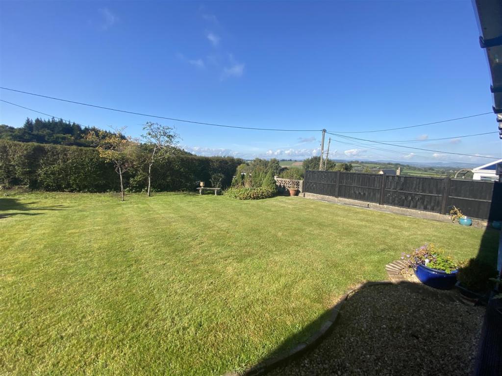 4 bedroom detached house for sale in Edge End, Coleford, GL16