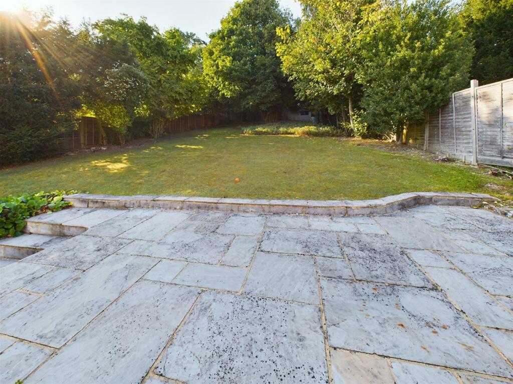 Additional property image - Woodcrest Road, Purley