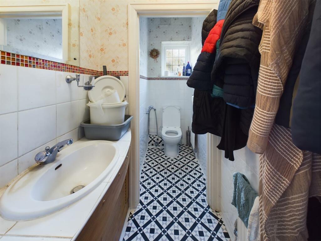 Additional property image - Woodcrest Road, Purley