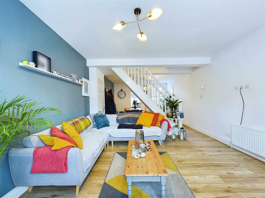 Additional property image - Little Roke Avenue, Kenley