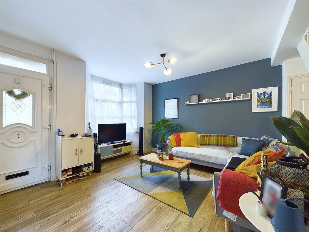 Additional property image - Little Roke Avenue, Kenley