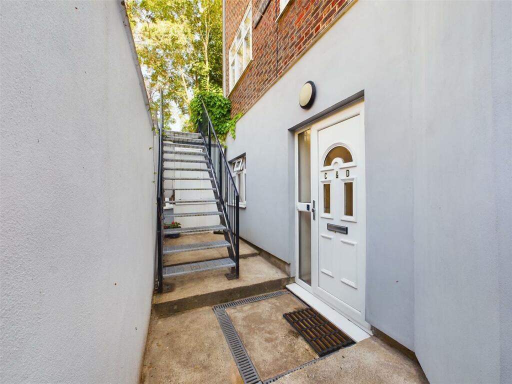 Additional property image - The Avenue, Coulsdon