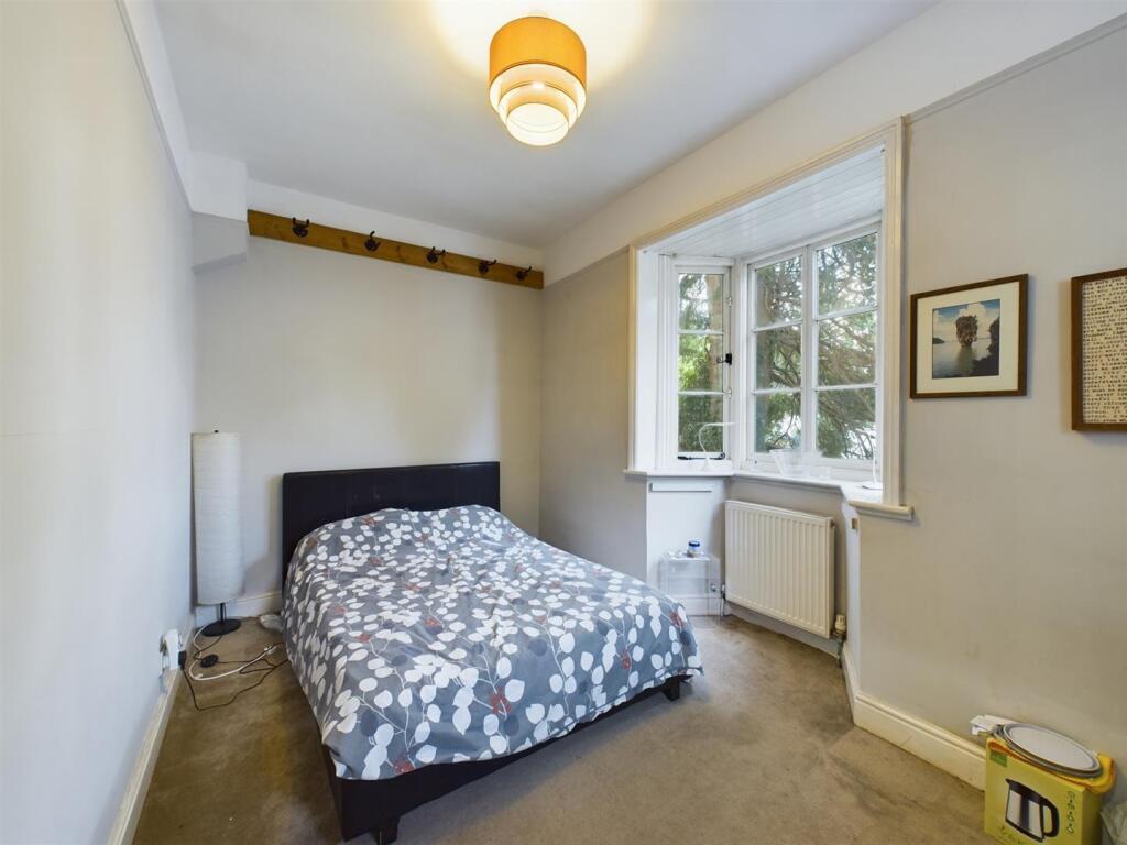 Additional property image - Coulsdon Road, Coulsdon