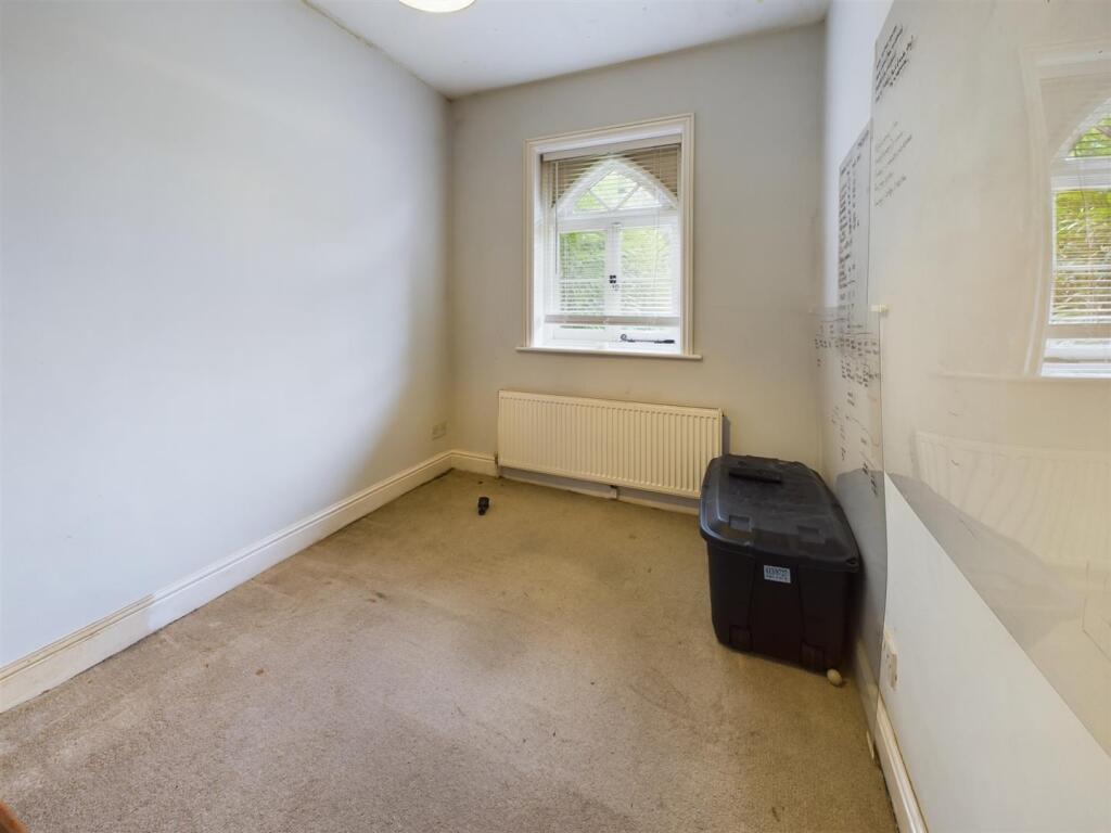 Additional property image - Coulsdon Road, Coulsdon