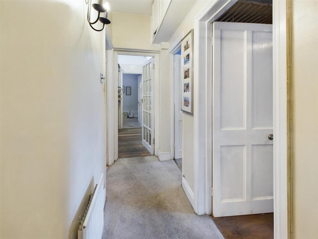 Additional property image - Coulsdon Road, Coulsdon