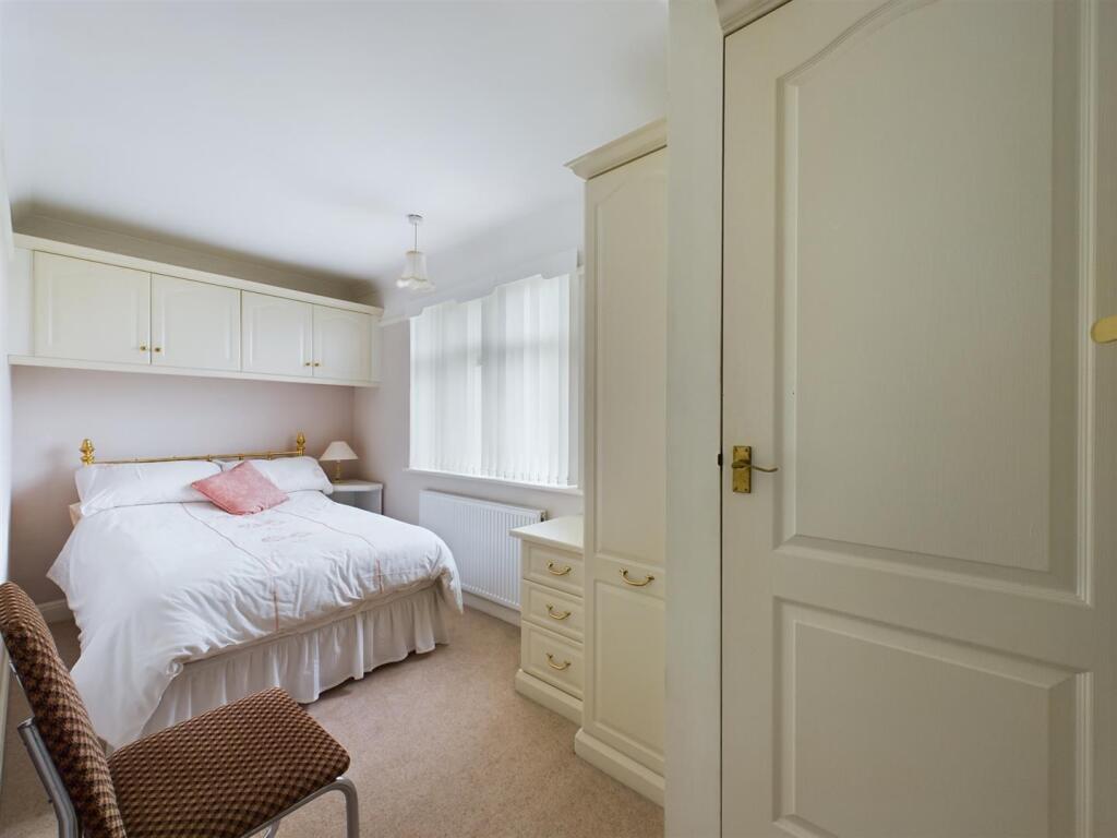 Additional property image - Alexander Road, Coulsdon