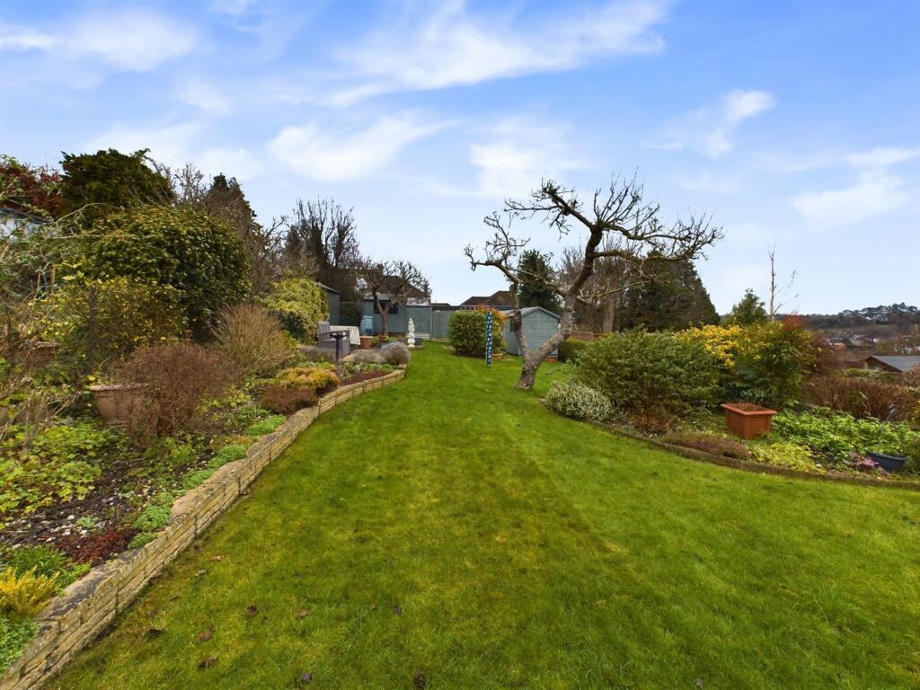 Additional property image - Alexander Road, Coulsdon
