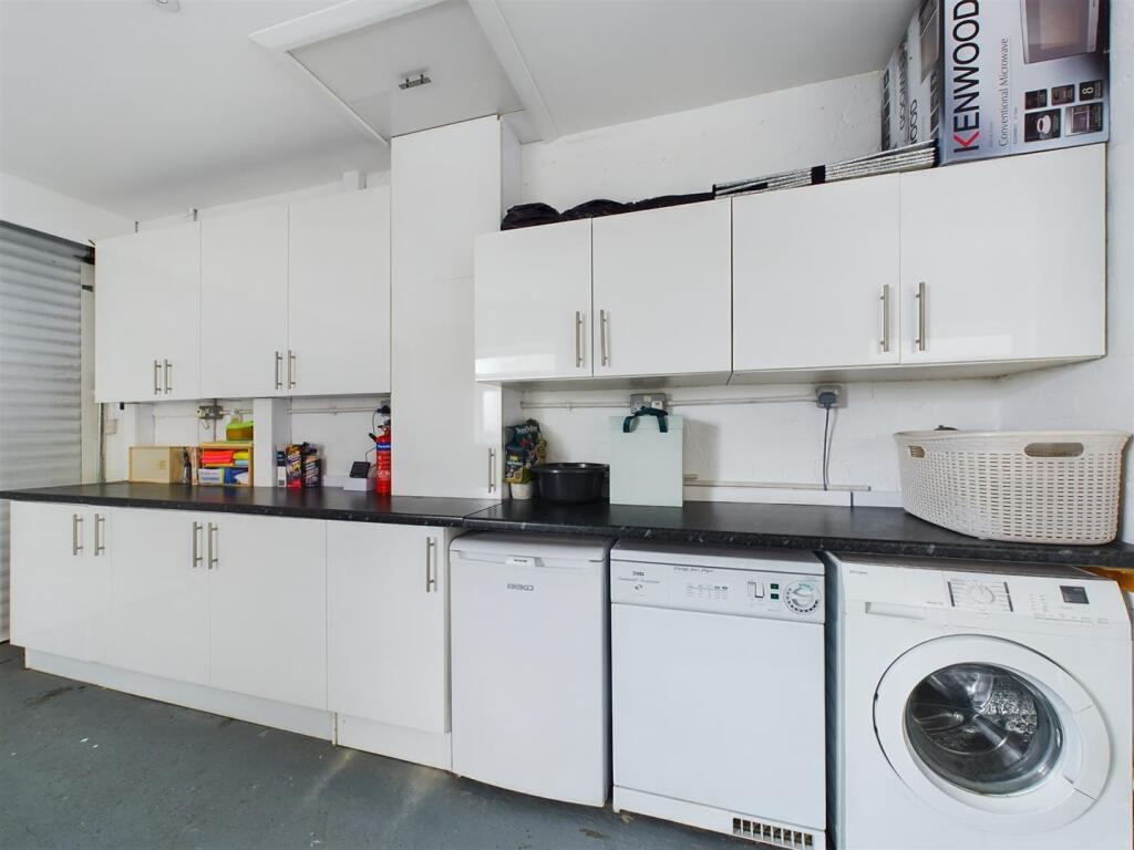 Additional property image - Alexander Road, Coulsdon